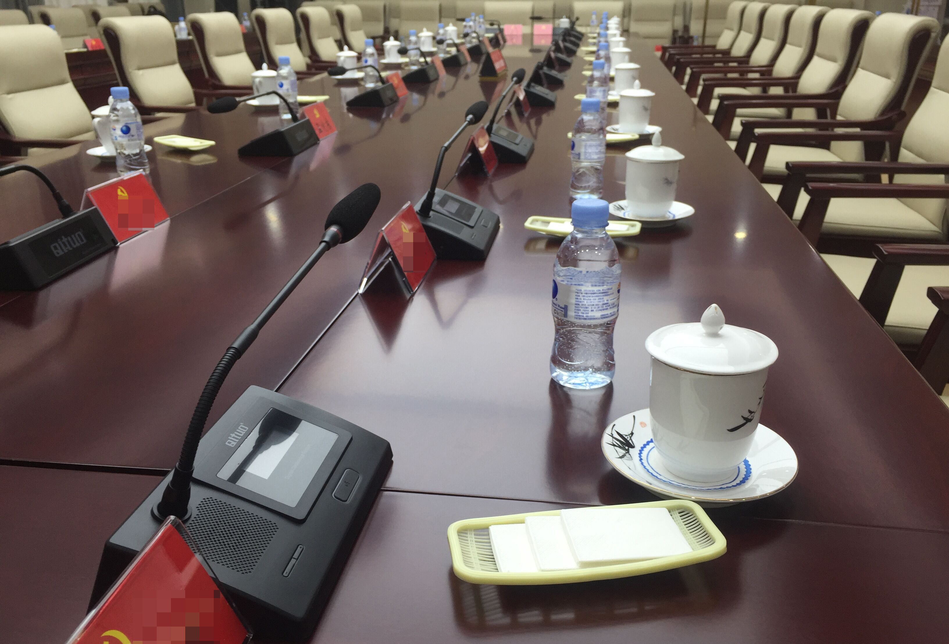启拓（QITUO）无线会议系统助力内蒙古自治区十次代表大会